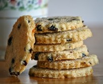 Easter biscuits with currents